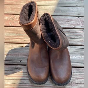 UGG Chestnut and Chocolate Men's Boots